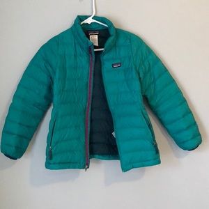 Green Patagonia girls jacket
